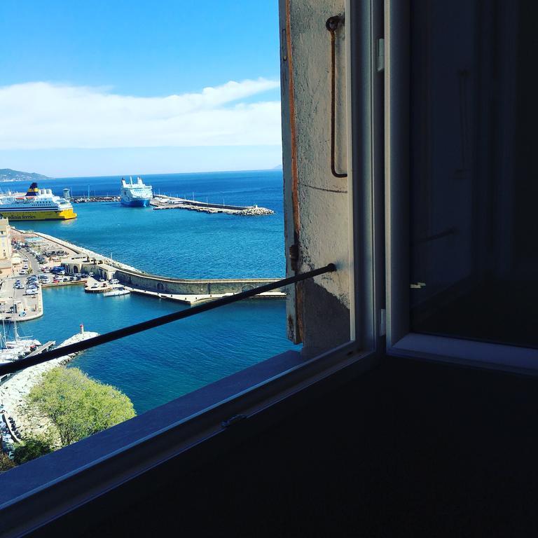 Ferienwohnung Casa Mantinum Au Coeur De La Citadelle Bastia  Exterior foto