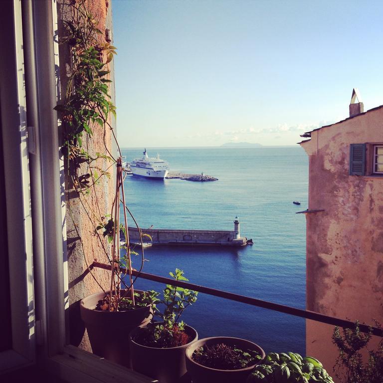 Ferienwohnung Casa Mantinum Au Coeur De La Citadelle Bastia  Zimmer foto